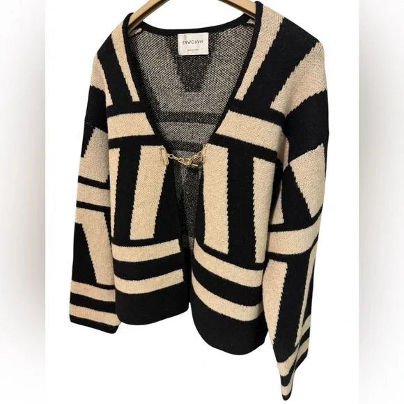 Black and Cream Knit Cardigan with Gold Hardware NWT - Picture 2 of 6